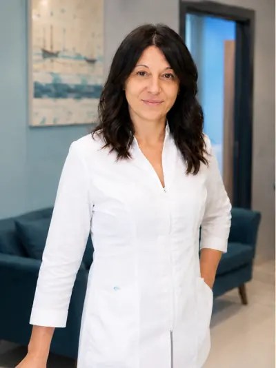 Ritratto professionale della Dott.ssa Stefania Castelluccio